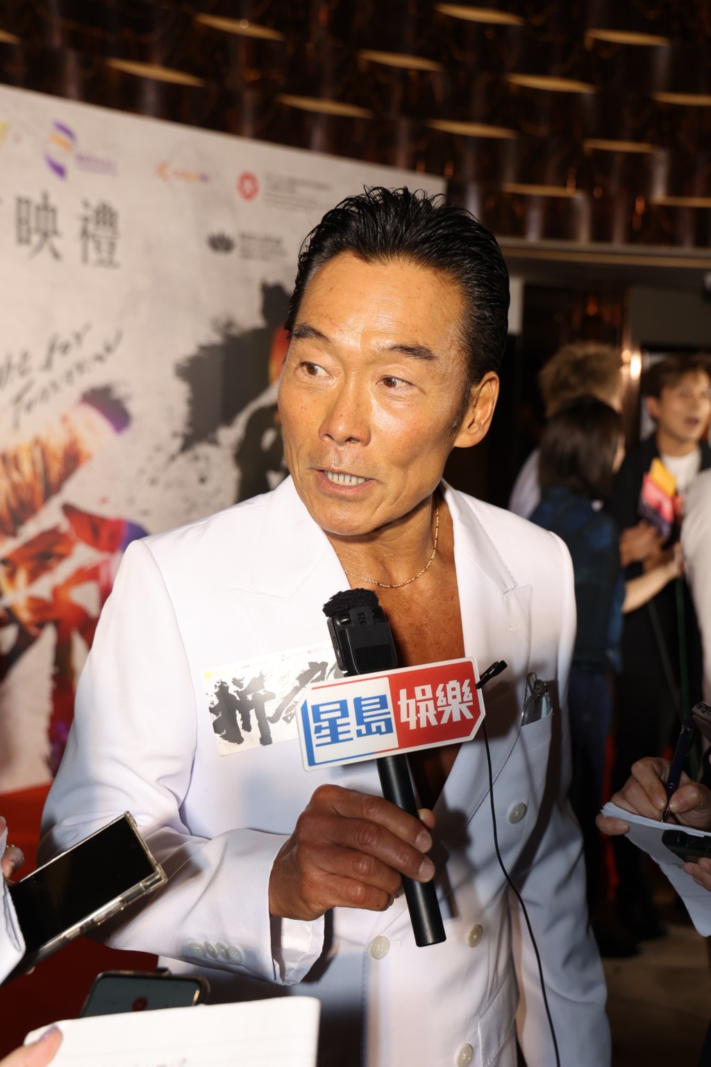 任達華早年在內地商演時就被刺傷,鄭浩南話有陰影。 任達華早年在內地商演時就被刺傷,鄭浩南話有陰影。