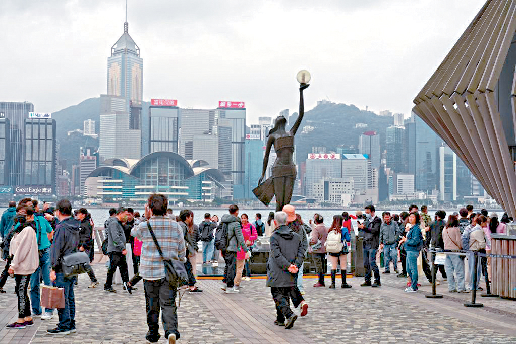 旅監局對違規旅行社採取行動，冀在國慶黃金周前夕重塑香港旅遊品牌。