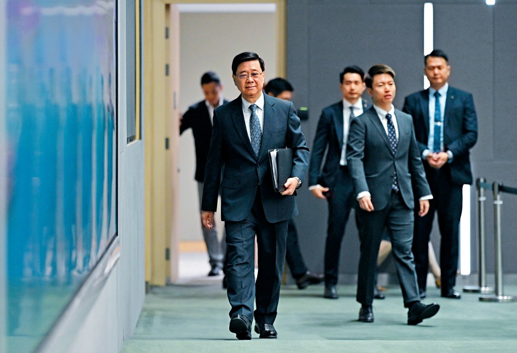 李家超指,黃金周丁財兩旺,市面喜氣洋洋,帶來信心和重大經濟效益。