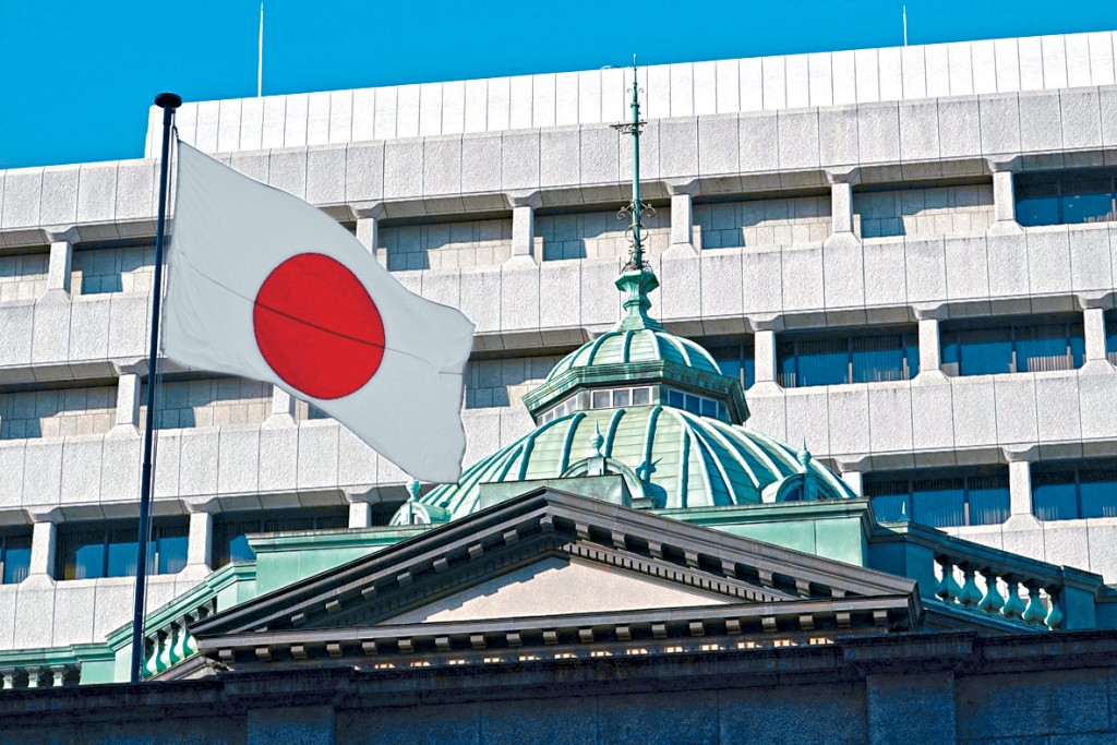 日本當局在過去一個月內動用了巨資來支撐日圓匯率。