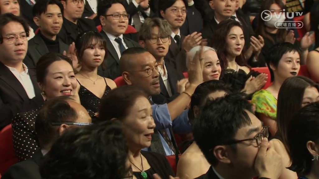 《風林火山》導演麥浚龍在台下表現興奮。 《風林火山》導演麥浚龍在台下表現興奮。