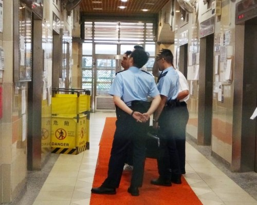 警員到場調查。 梁國峰攝