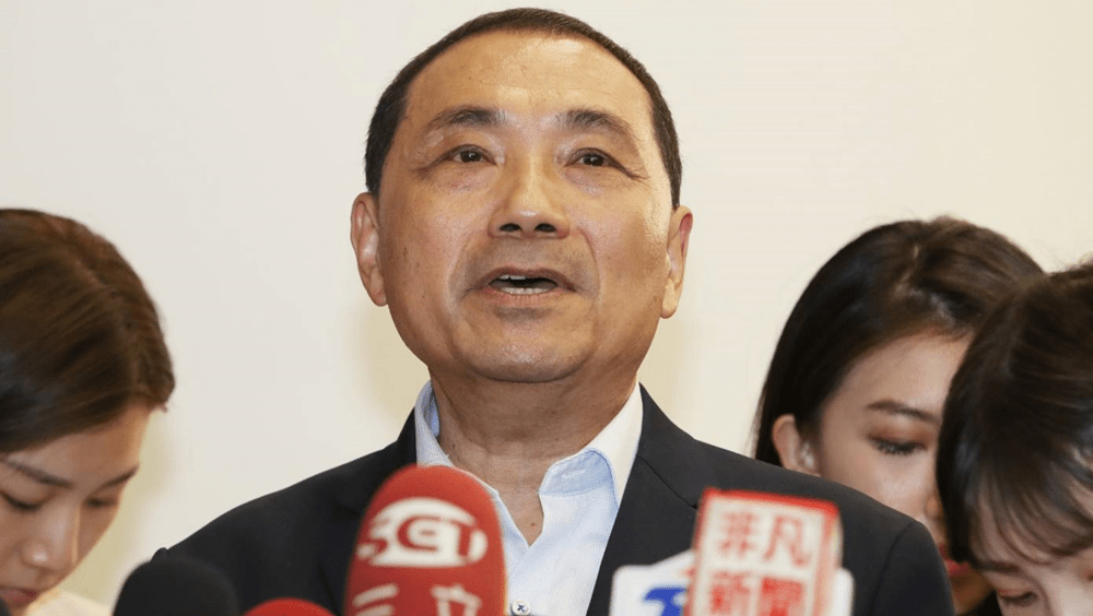 國民黨總統參選人侯友宜受訪,表示對九二共識持「一個接受兩個反對」。中時