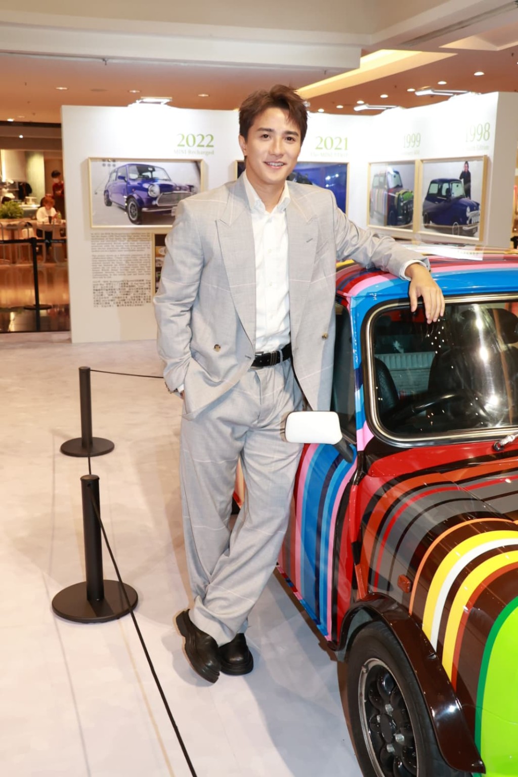 黃庭鋒愛揸車兜風。