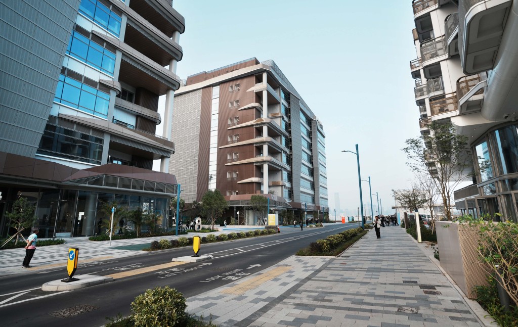 河套大部分地塊被用作人才公寓，當局正考慮加推相關地塊。圖為河套區港深創新及科技園。 資料圖片