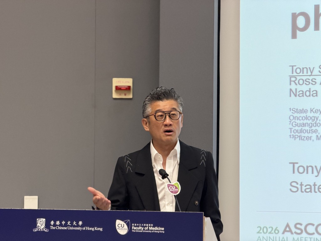 莫樹錦表示,食用藥物出現的副作用大多可以透過調整藥物劑量來處理,而且降低劑量並不會影響藥物的療效。佘丹薇攝 莫樹錦表示,食用藥物出現的副作用大多可以透過調整藥物劑量來處理,而且降低劑量並不會影響藥物的療效。佘丹薇攝