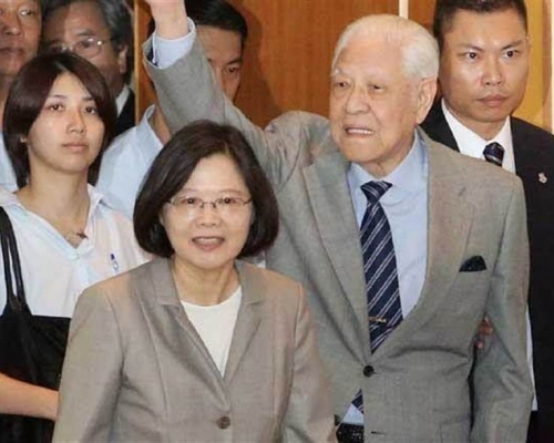 李登辉曾经称台湾不适用「一国两制」。网上图片