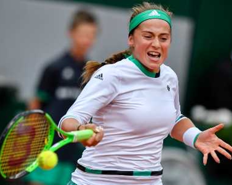 奧絲達賓高全場主動得分多達38次。 新華社