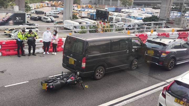 fb馬路的事 (即時交通資訊台)圖片