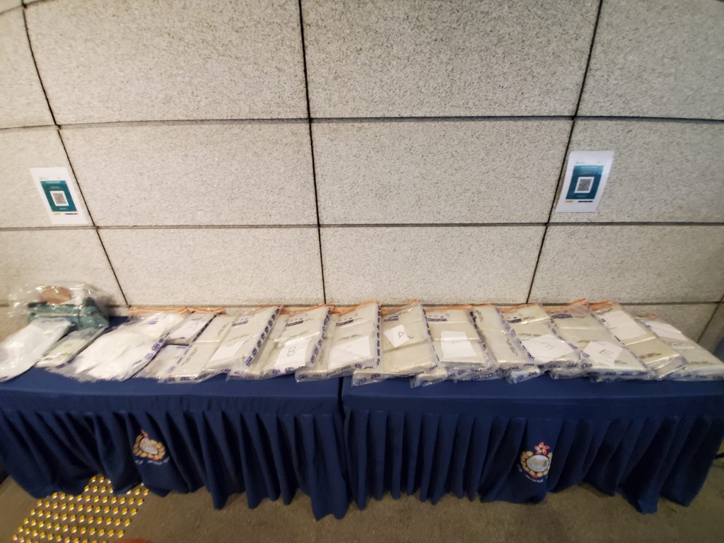 行動中檢獲約61.2公斤可卡因及少量大麻,市值約7200萬元。