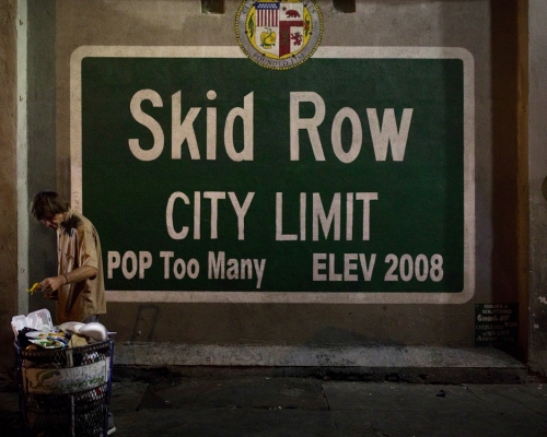 斯基德羅區（Skid Row 、當地窮人聚居的街區）。AP資料圖片