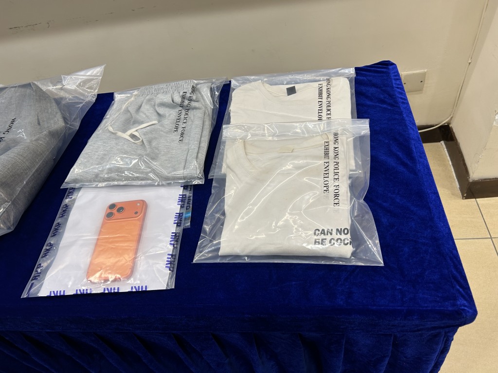 警方展示證物。曾志恒攝 警方展示證物。曾志恒攝