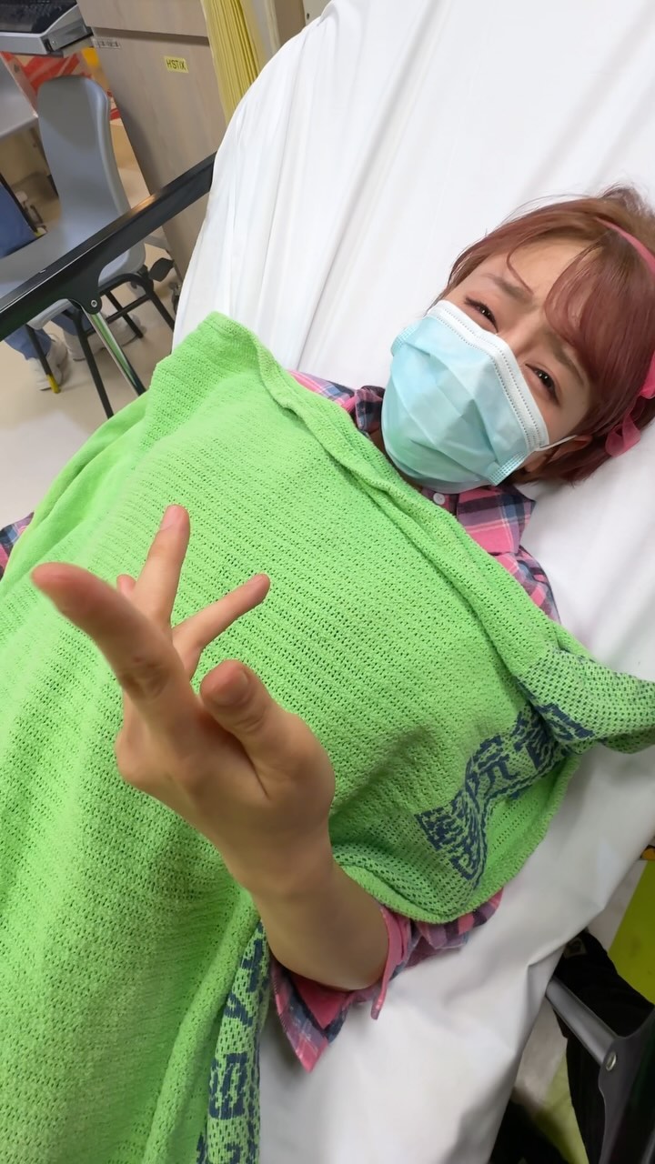 滨崎真绪入院后情况一度恶化全身瘫痪，手脚出现痉挛症状。