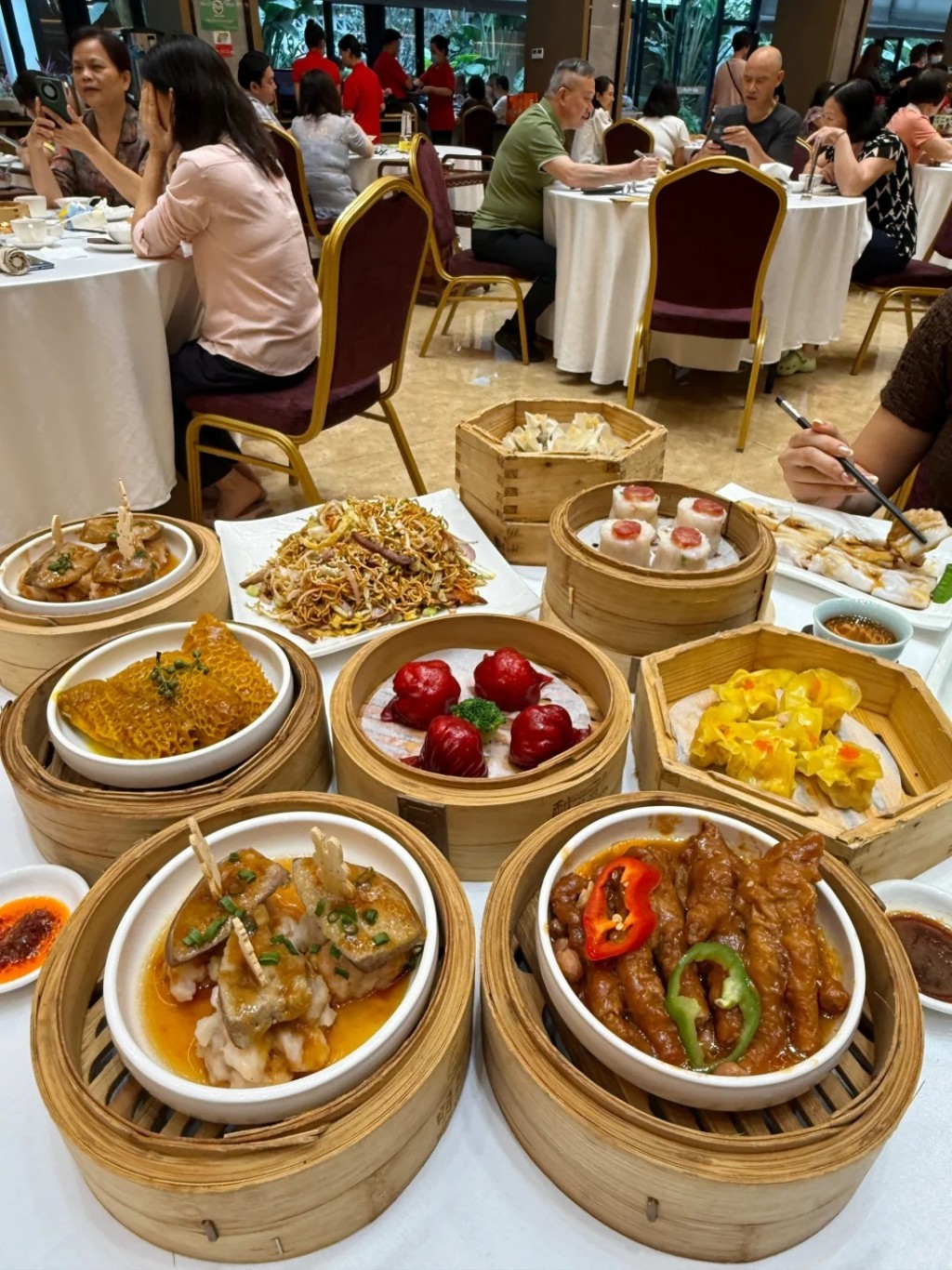 廣東的茶位費文化近年常有爭議。小紅書 廣東的茶位費文化近年常有爭議。小紅書