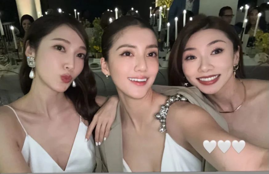 韓國女團少女時代前成員Jessica（鄭秀妍）都有出席晚宴。