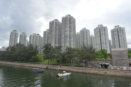 港股暴瀉大埔中心低市價5%沽