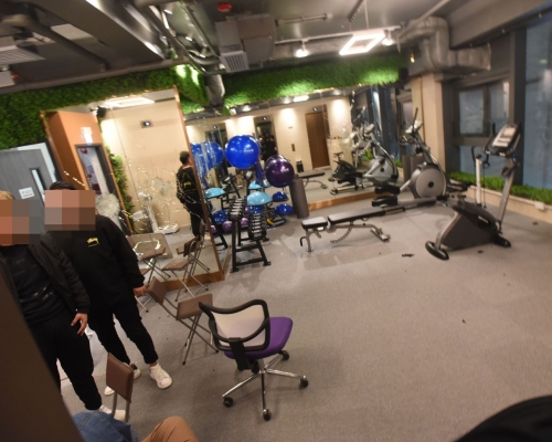旺角及油麻地3間樓上健身中心發生連環刑毀案。