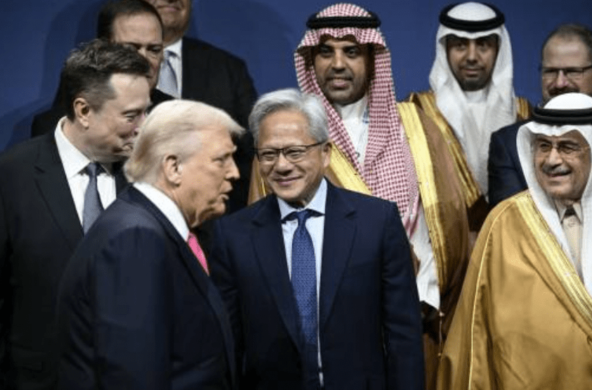 上月，馬斯克與特朗普在一個美國與沙特阿拉伯的經濟論壇上同框。法新社