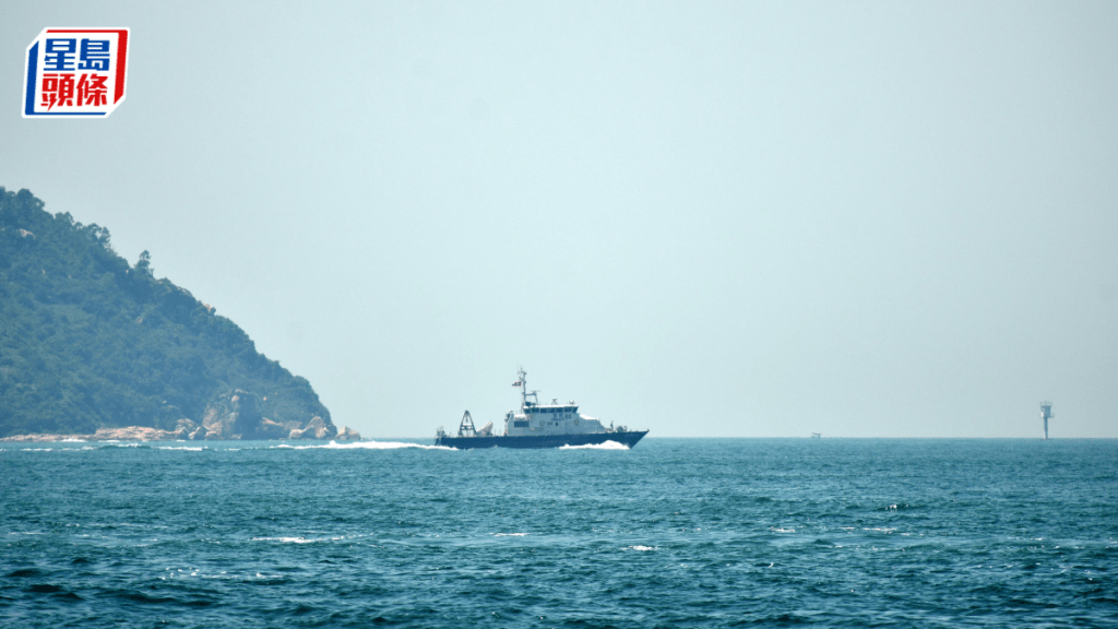 香港衝浪及直立板總會主席吳宇豐表示,直立板玩家於南丫島遇溺原因可能是其和直立板分開或體能不支無法返回岸邊。資料圖片