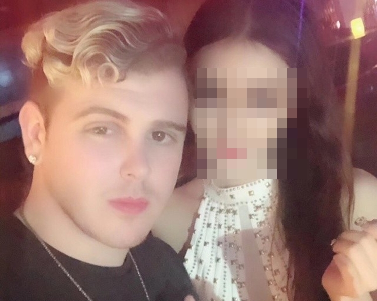 「萨米」不时炫耀「一日换一女」。网图