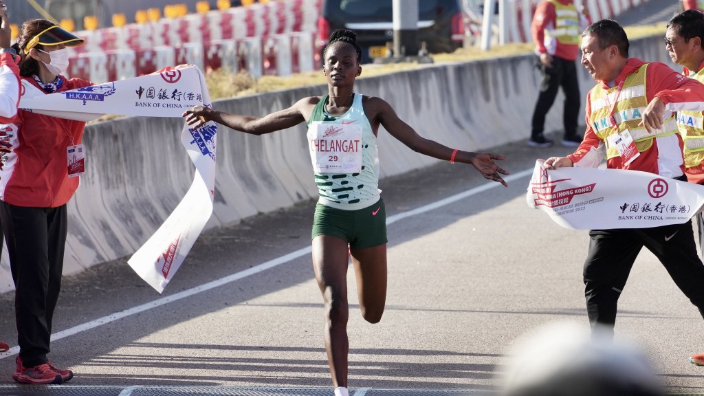 全场半马拉松女子组冠军Sarah Chelangat。本报记者苏正谦摄 