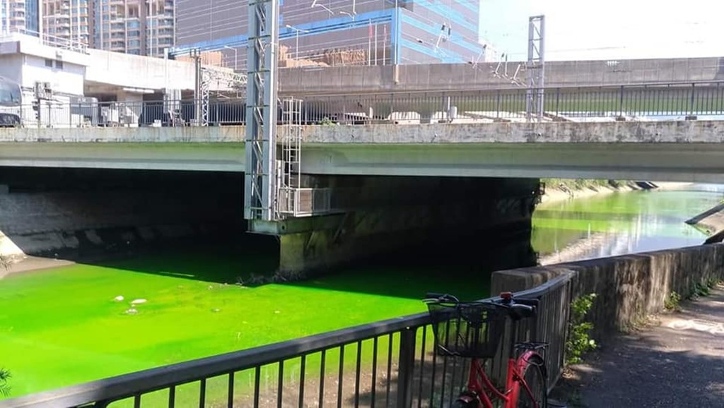 火炭明渠曾有污染問題。網上圖片 火炭明渠曾有污染問題。網上圖片