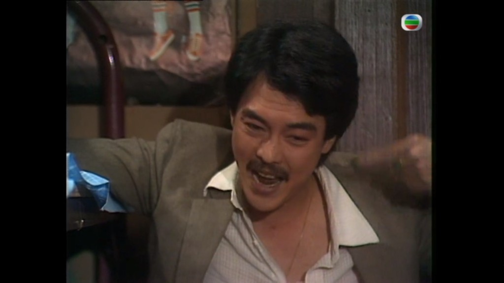 顏國樑在經典處境劇《香港81》中飾演「陳積」，令人印象深刻。
