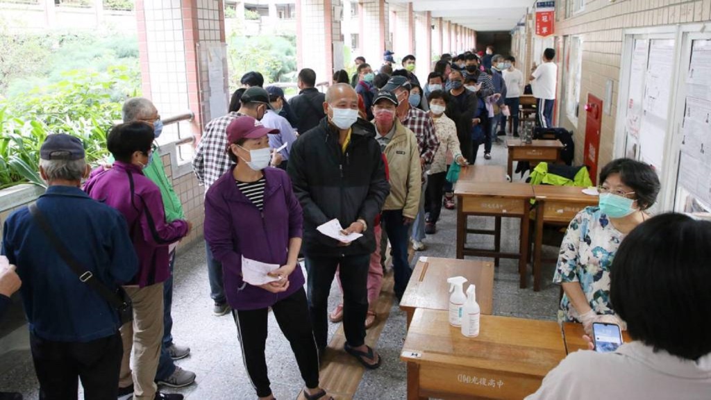 台灣九合一選舉今日舉行。中時圖片