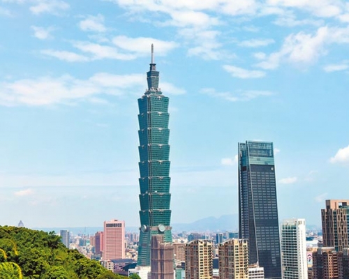 台灣擬放寬港澳專業人才覓職延期居留規定。 資料圖片