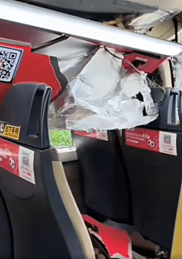 車頂明顯凹陷。fb:突發馬路車cam大全