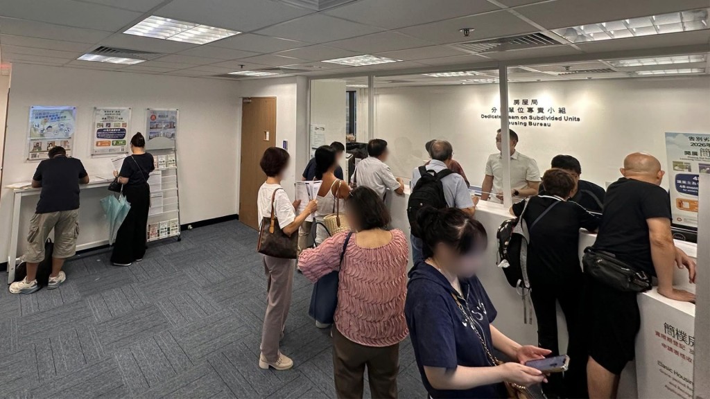 截至本星期一（8月31日）的半年內，共收到涉及超過7萬個分間單位。何永賢fb