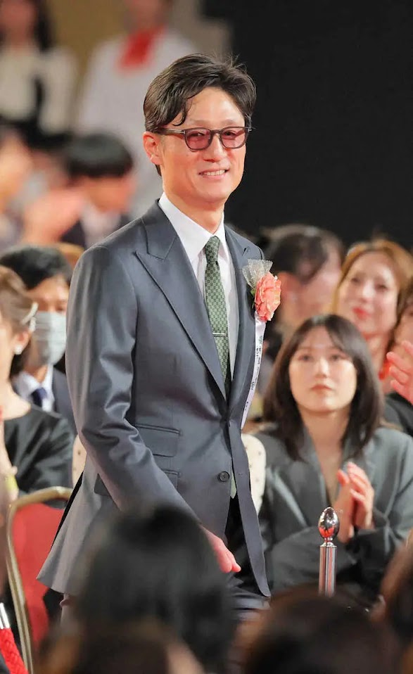 《國寶》導演李相日感謝團隊的活力和專業精神。