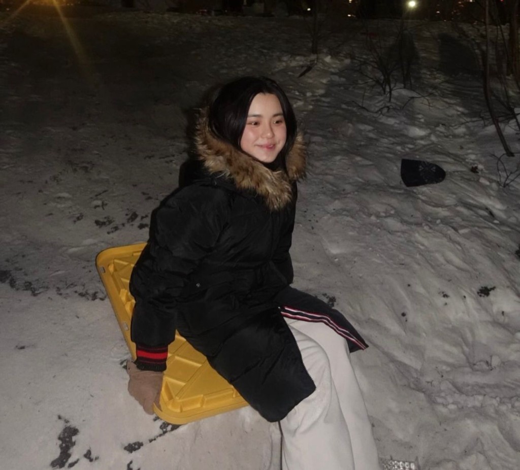 上月聖誕假期完結,Chantel 已經返回紐約繼續專心讀書。 上月聖誕假期完結,Chantel 已經返回紐約繼續專心讀書。