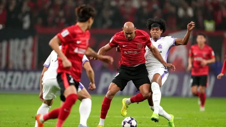 亞冠盃成都蓉城隊主場1比1戰平日本廣島三箭隊。 中新社