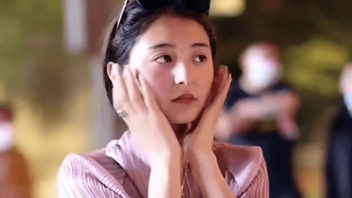 中國真實生活中，成都版的ONJ，藏族舞者青措。網上圖片