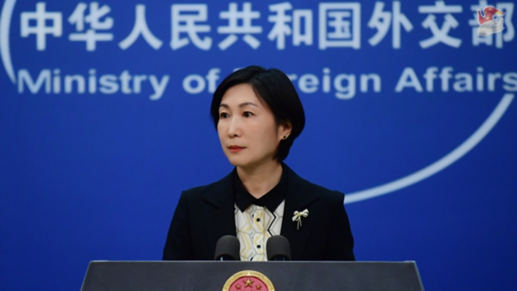 毛寧指當前正根據疫情的新變化不斷優化防控措施。