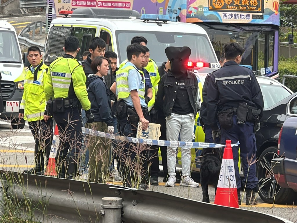 同車被捕的男司機。