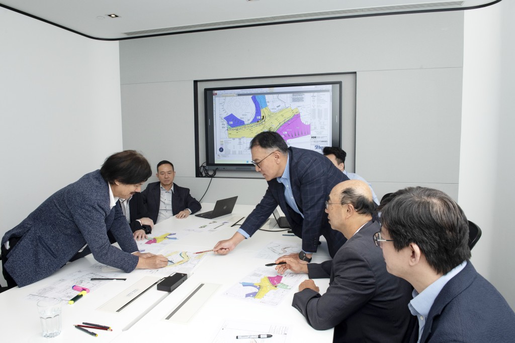 合和酒店項目從規劃到設計,建造到落成用了超過十年時間完成。 合和酒店項目從規劃到設計,建造到落成用了超過十年時間完成。