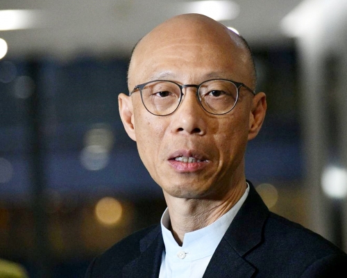 黃錦星回應兩電加電費。