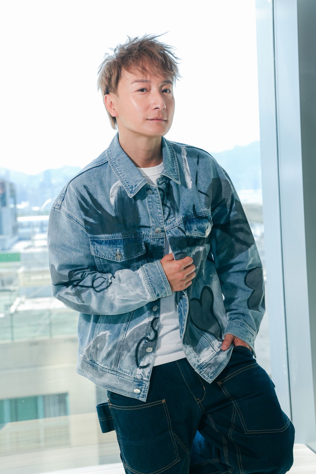小方對將來有很多計劃和擔憂。 小方對將來有很多計劃和擔憂。