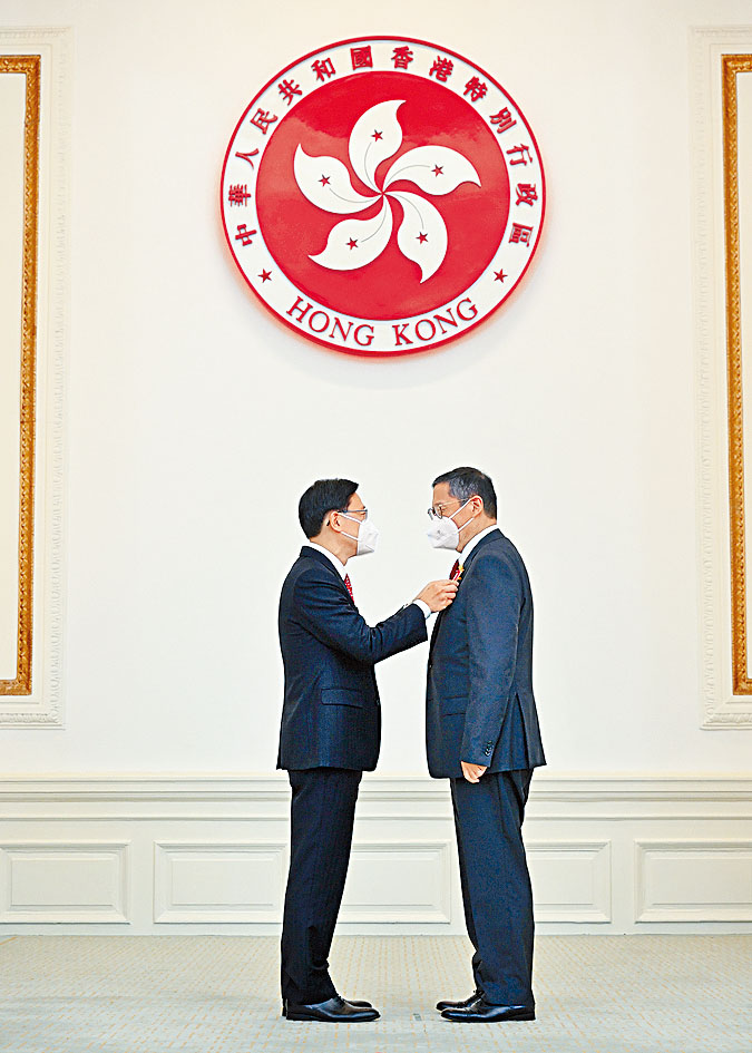終審法院常任法官 李義