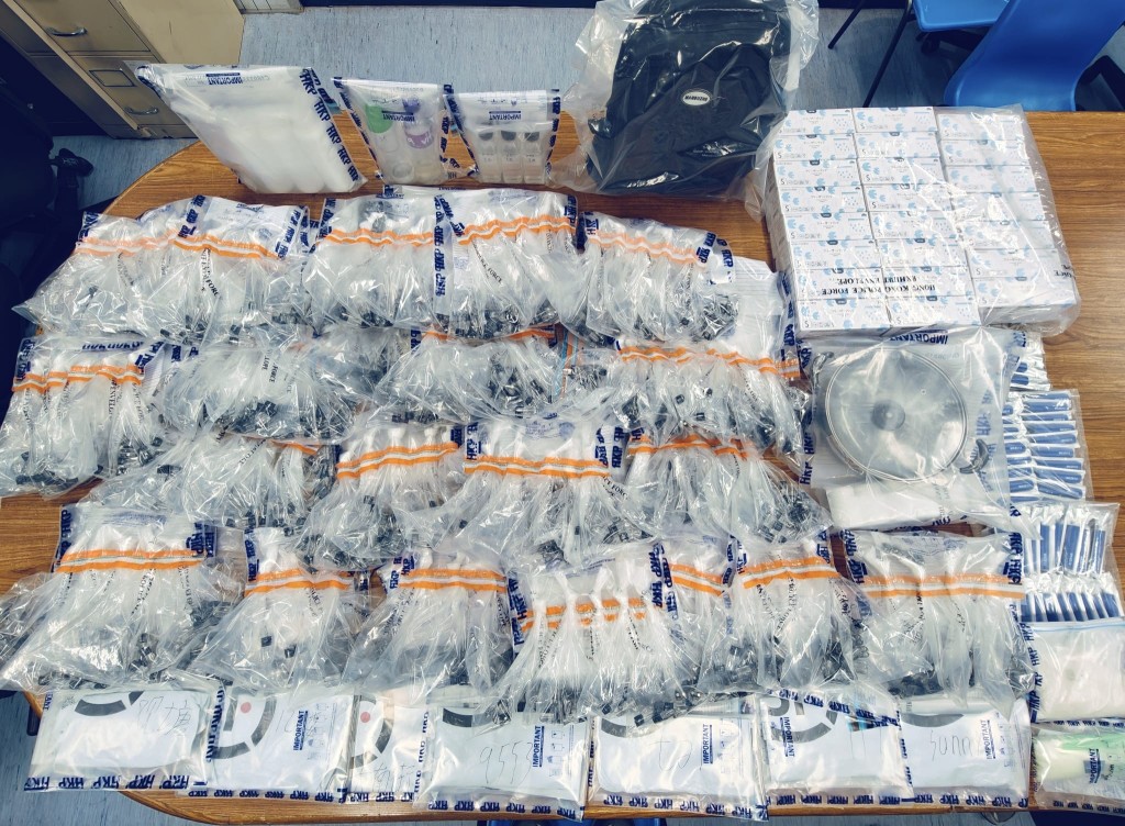 行動中檢獲的毒品總市值約270萬元。警方提供 行動中檢獲的毒品總市值約270萬元。警方提供