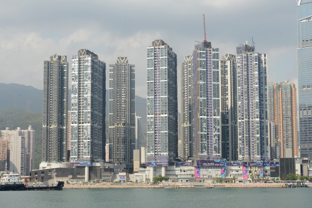上車客980萬購海之戀‧愛炫美海景戶。