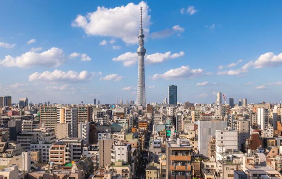 东京地标东京晴空塔周日（22日）晚发生电梯急坠事故，约15至30名乘客一度受困。Alamy