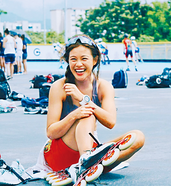 王蕴妮青出于蓝，成为香港女子速度滚轴溜冰8项纪录保持者。