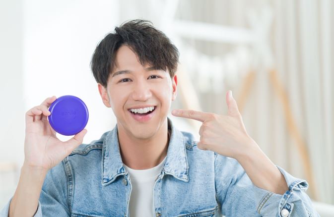 他是Jay。