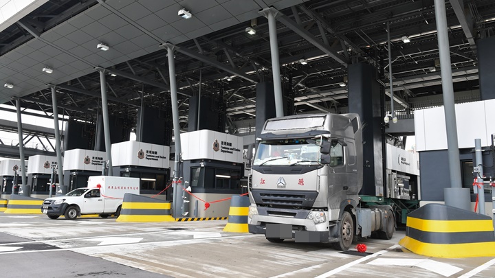 四名跨境司機在深圳檢測出新冠陽性。資料圖片
