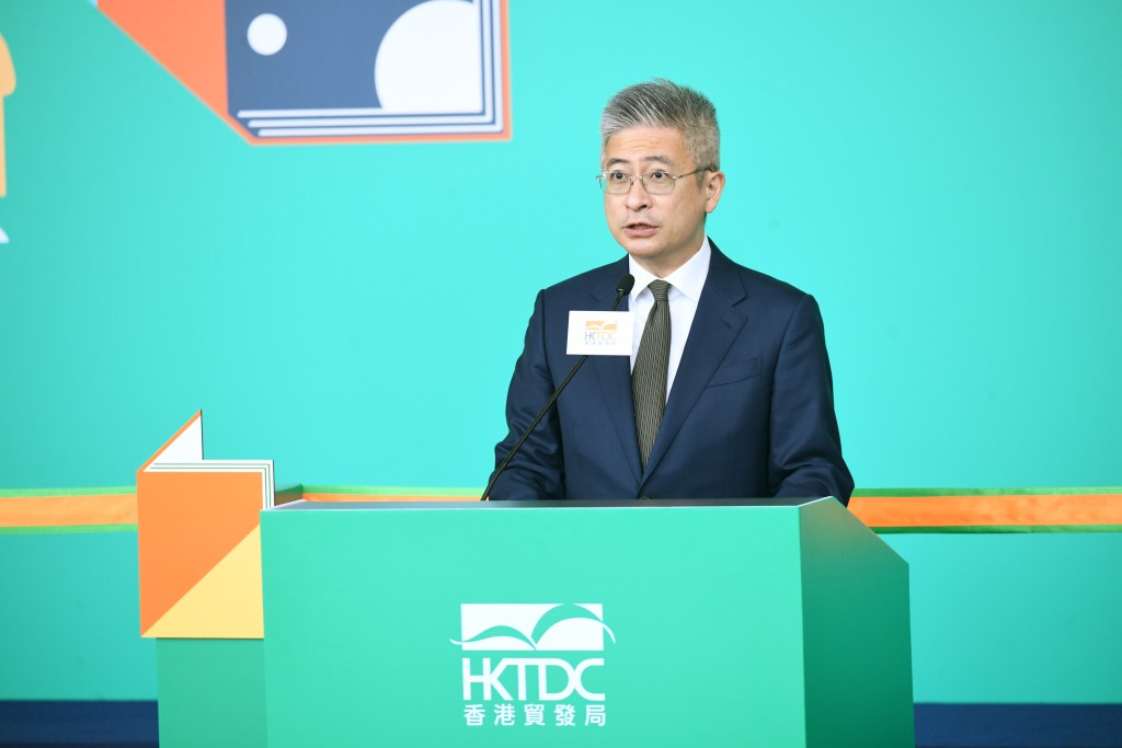 署理文化體育及旅遊局局長劉震回應指，政府正檢視顧問報告，研究為啟德郵輪碼頭增設岸電設施的可行性。資料圖片
