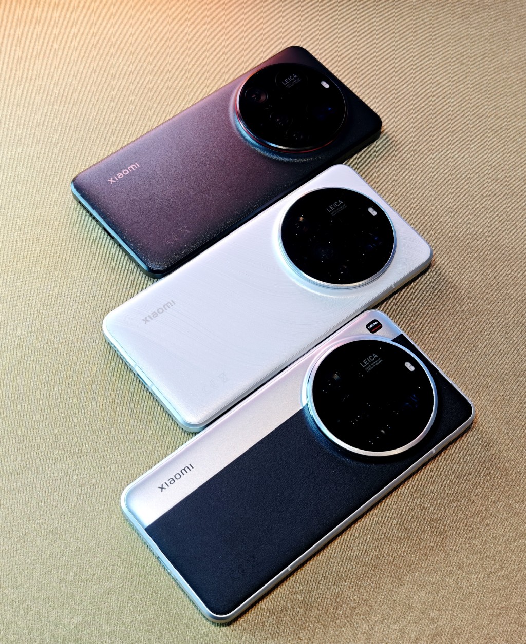 港版Xiaomi 15 Ultra備有黑、白及經典黑銀3色選擇。