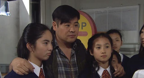 何榛綦與Yumi鍾柔美曾一同演出TVB劇《親親我好媽》。